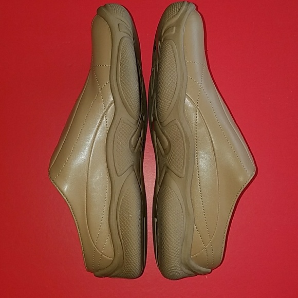 *gift*PIERRE DUMAS SLIP ON SHOES WITH RUBBER SOLES - Picture 4 of 6